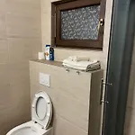 Villa Bydleni V Zahrade *